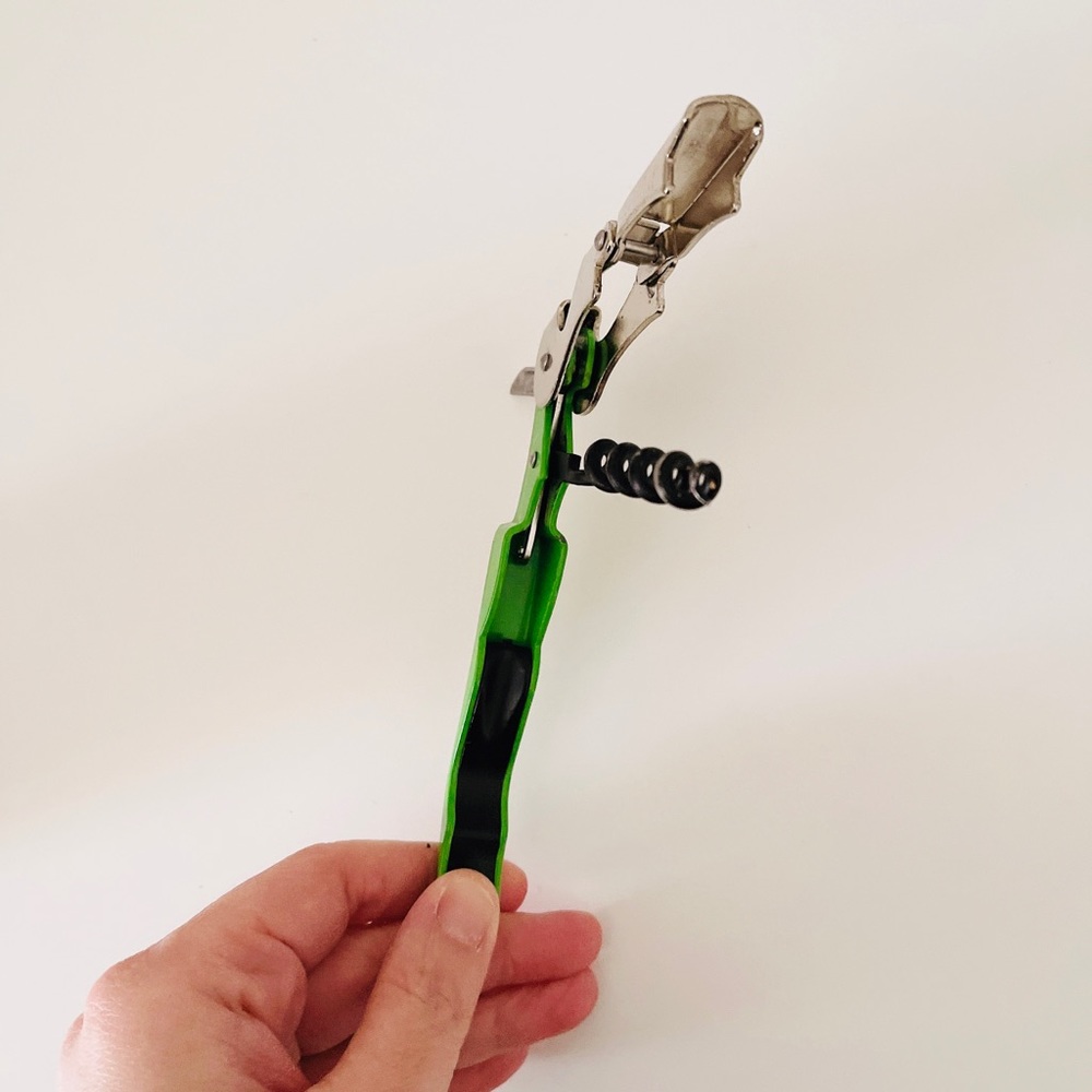 Beverage Opener - Picture 4 of 7